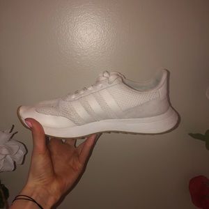 ADIDAS white sneakers 👟